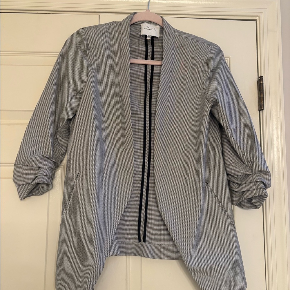 Maison d’Amelia Black & White Houndstooth Blazer